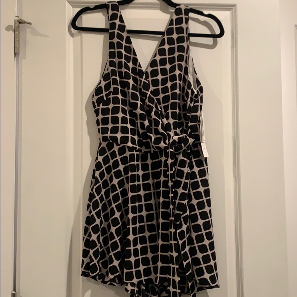 NWT La Blanca wrap toe romper